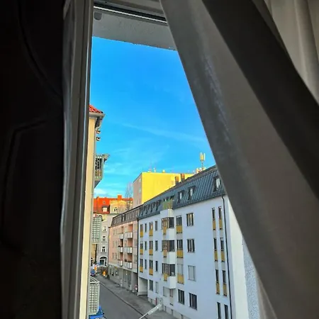 Prinz Hotel 4*