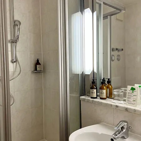 Hotell Prinz 4*